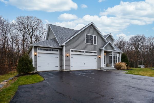 Cost of Driveway Sealing in Battle Ground