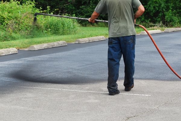 Lot Sealcoating in Battle Ground